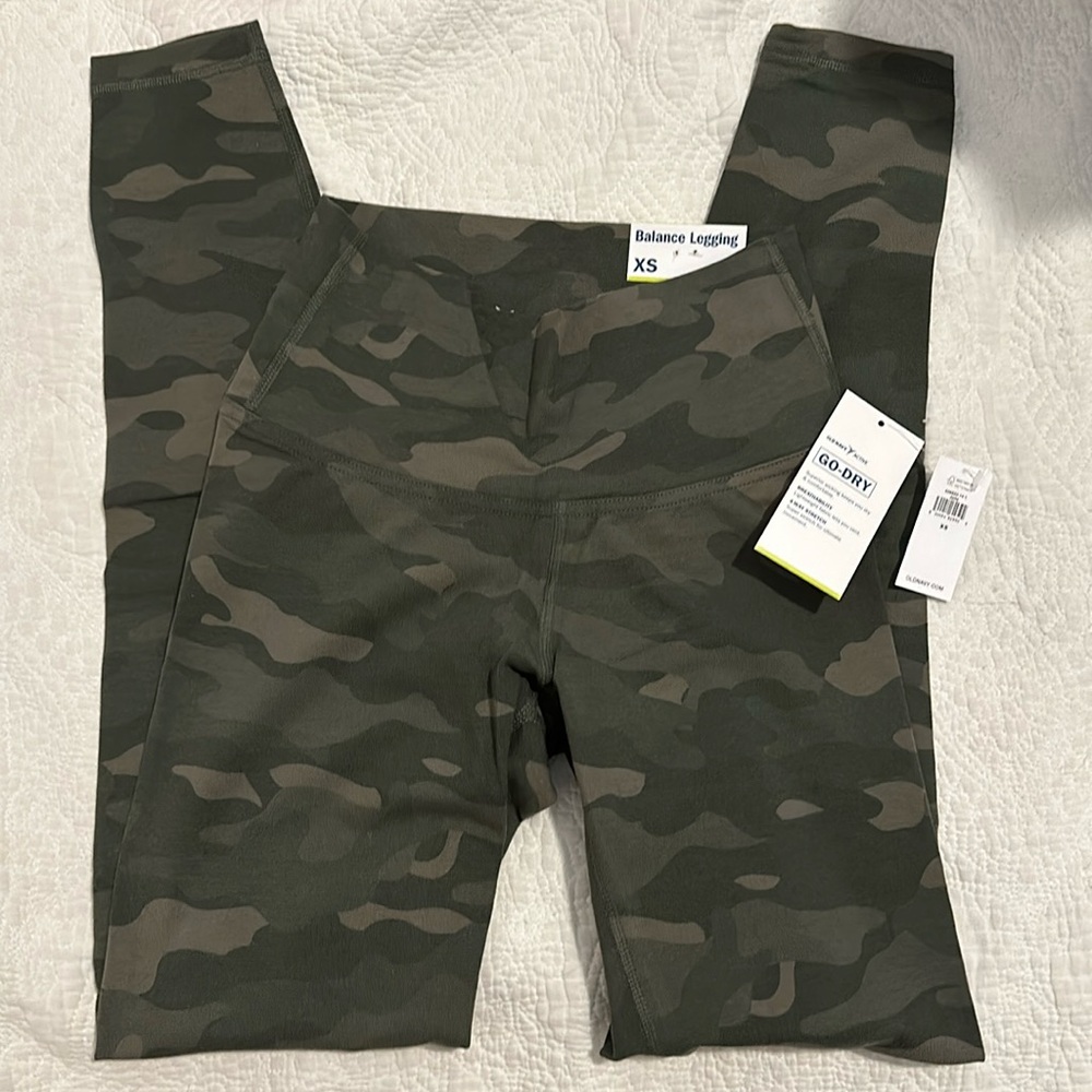 Old Navy Balance Leggings